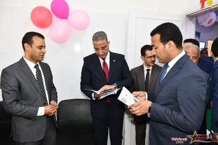 الأنصاري: يدشن فعاليات المشاركة المجتمعية لدعم برنامج العيادات الصديقة للشباب والمراهقين 4 الأنصاري: يدشن فعاليات المشاركة المجتمعية لدعم برنامج العيادات الصديقة للشباب والمراهقين