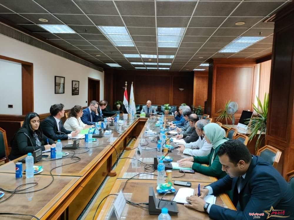 د. سويلم يلتقى وفد وزارة التعاون الإقتصادى والتنمية الألمانية لتعزيز التعاون بين مصر وألمانيا
