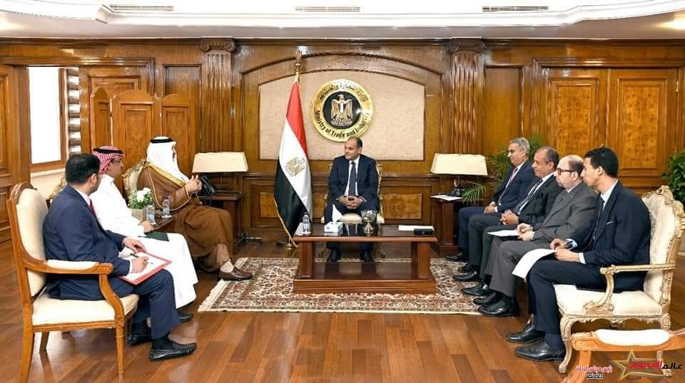 وزير التجارة يبحث مع سفير السعودية بالقاهرة تعزيز أطر التعاون الاقتصادي المشترك بين البلدين 1 وزير التجارة يبحث مع سفير السعودية بالقاهرة تعزيز أطر التعاون الاقتصادي المشترك بين البلدين