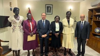 السفير المصري في جوبا يلتقي عدداً من الكوادر النسائية بجنوب السودان