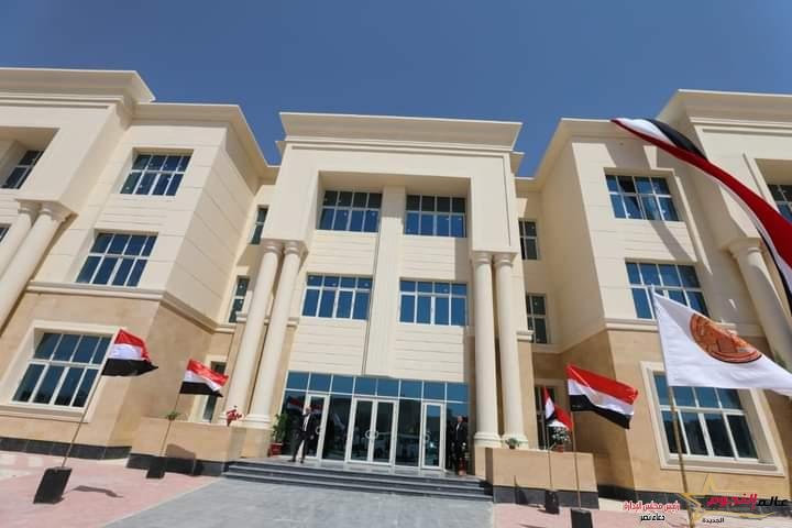 وزير التعليم العالي يتفقد مقر جامعة المنيا الأهلية 2 وزير التعليم العالي يتفقد مقر جامعة المنيا الأهلية