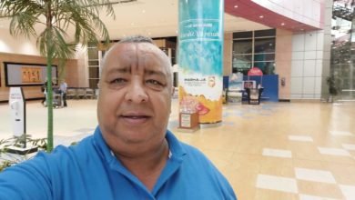 سيد الطيب لـ محمد صبحي: أحنا أسفين ليك يا أستاذ لأنه لايصح ذكر أسمك إلا ويسبقه لقب الأستاذ