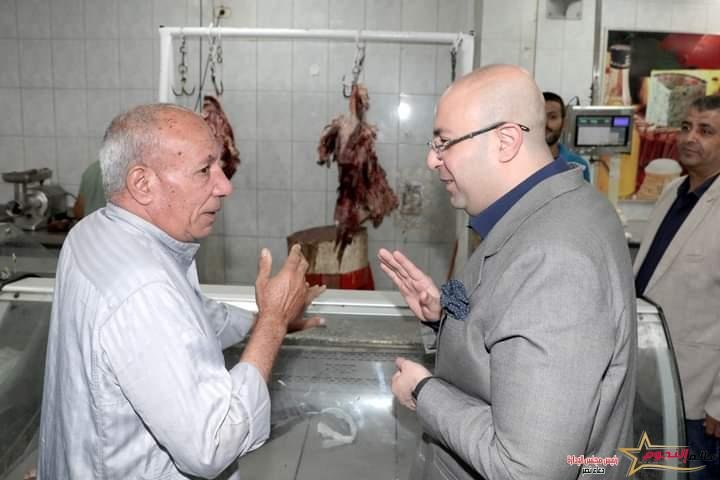 محافظ بني سويف يفاجئ فرع الشركة المصرية لتجارة الجملة ويوجه بسرعة تلافي بعض الملاحظات