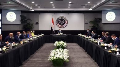 رئيس الوزراء يتابع الجدول الزمني لتنفيذ المشروعات التي تم توقيع مذكرات تفاهم بشأنها خلال الفترة الماضية