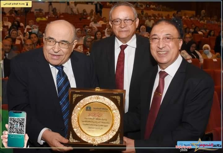 محافظ الإسكندرية يشارك في تكريم المفكر والسياسي د. مصطفى الفقي 2 محافظ الإسكندرية يشارك في تكريم المفكر والسياسي د. مصطفى الفقي