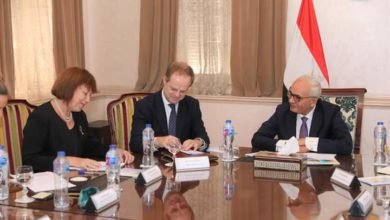 وزير التربية والتعليم يلتقي السفير البريطاني بالقاهرة لمناقشة التعاون المشترك في تطوير التعليم