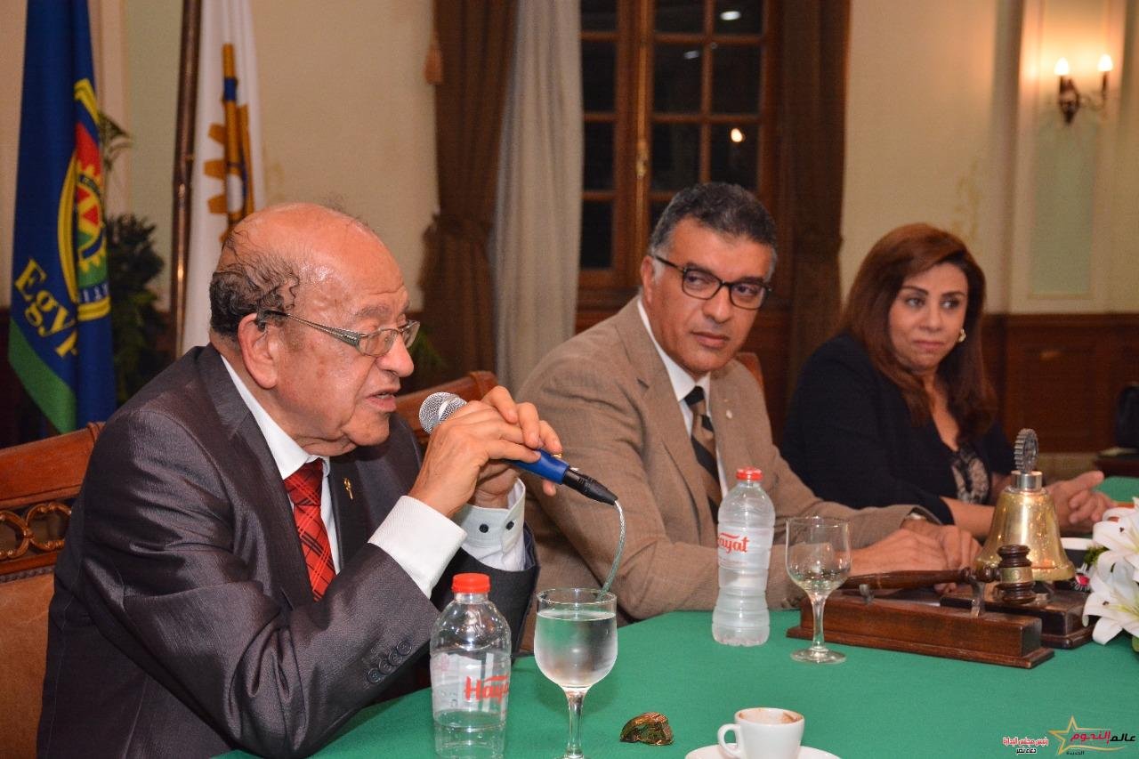 روتاري الإسكندرية يستضيف دكتور وسيم السيسي في ندوة عن الحب في الحضارات