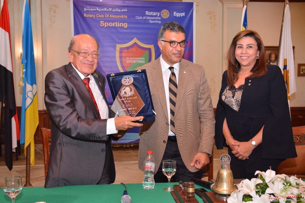 روتاري الإسكندرية يستضيف دكتور وسيم السيسي في ندوة عن الحب في الحضارات