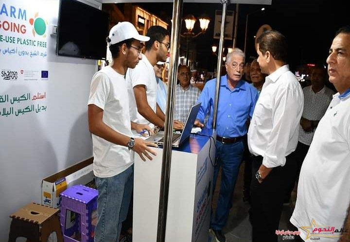فودة يتابع أعمال تطوير السوق التجاري القديم ونقاط توزيع الاكياس بديل البلاستيك ضمن مبادرة "لا للأكياس البلاستيكية"