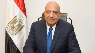 وزير قطاع الأعمال العام يؤكد حرصه على حقوق العاملين بشركة النصر للكوك