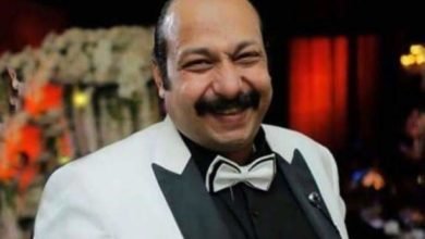 محمد ثروت يسخر من تريند " الست غير مُلزمة"