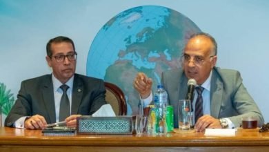 الدكتور سويلم يلتقى العاملين بالهيئة المصرية العامة للمساحة