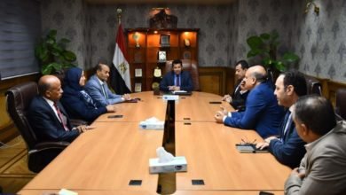 وزير الرياضة يكرم القائد محمد مصطفى والقائدة منى أمين لفوزهم بمناصب في المركز الكشفي العربي