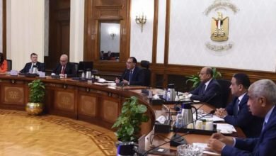 مدبولي يستعرض مع مجموعة من المطورين والمستثمرين السياحيين مقترحات تطوير صناعة السياحة