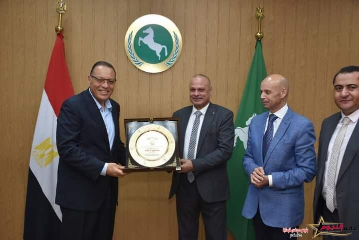 محافظ الشرقية يشهد توقيع بروتوكول تعاون بين الزمالة المصرية ونقابة صيادلة الشرقية