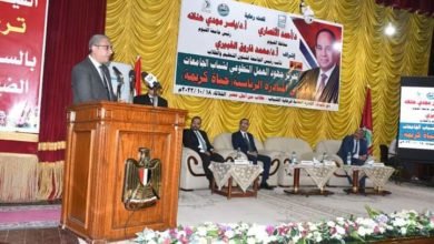 محافظ الفيوم يشهد ندوة "تعزيز جهود العمل التطوعي لشباب الجامعات في المبادرة الرئاسية حياة كريمة"