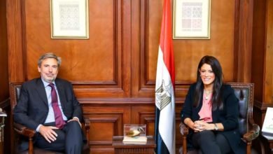 المشاط تلتقي السفير الإيطالي للقاهرة لبحث المرحلة الجديدة من برنامج مبادلة الديون لدعم العمل المناخي