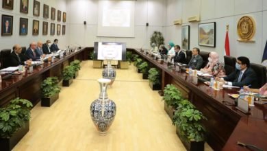 وزير السياحة يترأس أول اجتماع لمجلس إدارة صندوق دعم السياحة والآثار بعد توليه مهام منصبه