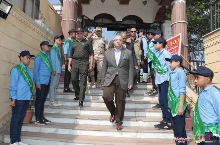 محافظ بني سويف ومساعد قائد قوات الدفاع الشعبي والعسكري يشهدان الندوة التثقيفية عن انتصارات حرب أكتوبر المجيدة