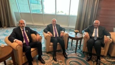 اجتماع وزراء خارجية مصر والأردن والعراق على هامش الاجتماعات التحضيرية للقمة العربية