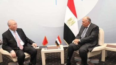 وزير الخارجية يستقبل المبعوث الصيني للمناخ