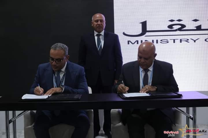 الوزير يشهد توقيع مذكرة تفاهم بين هيئة ميناء دمياط والمكتب الاستشاري الهندسى (CEB) بالتعاون مع جامعة ستراثكلايد (Strathclyde ) الإنجليزية 2 الوزير يشهد توقيع مذكرة تفاهم بين هيئة ميناء دمياط والمكتب الاستشاري الهندسى (CEB) بالتعاون مع جامعة ستراثكلايد (Strathclyde ) الإنجليزية