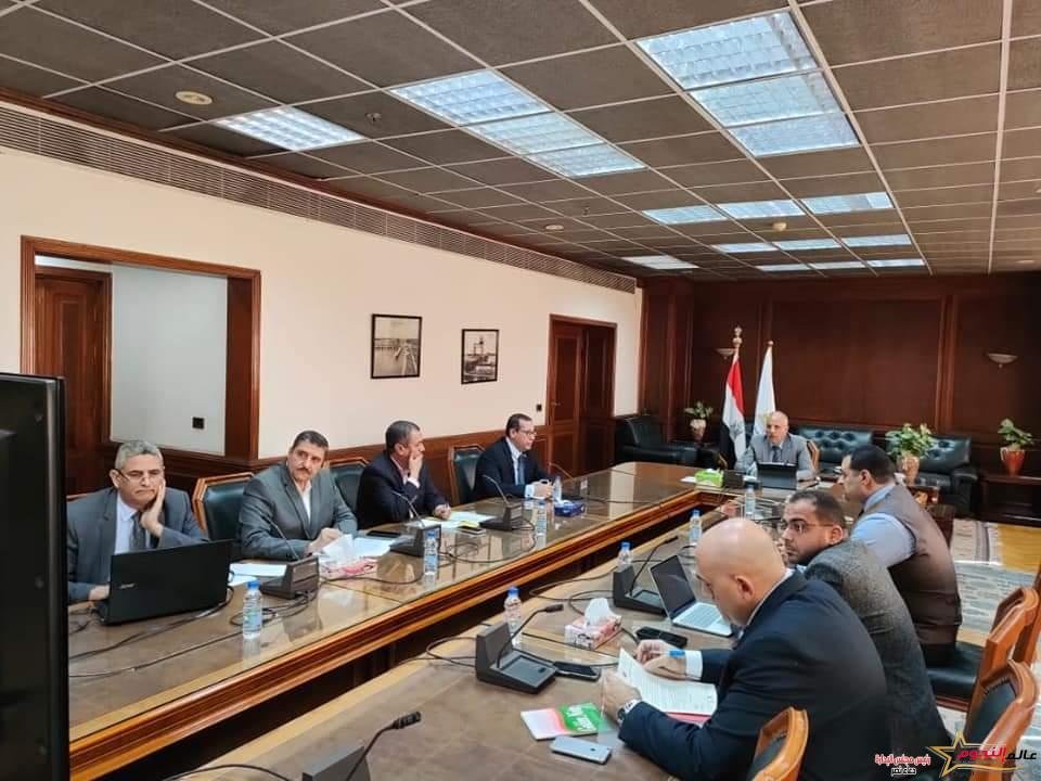 الدكتور هاني سويلم يتابع موقف الجاهزية للتعامل مع موسم الأمطار الغزيرة والسيول