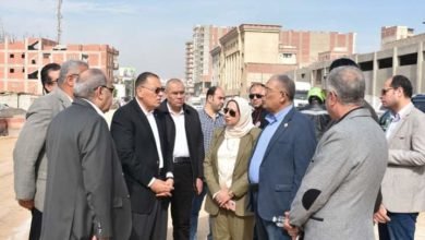 محافظ الشرقية يتفقد أعمال الرصف والتوسعة الجارية بطريق أبو حاكم/ طاروط بمركز الزقازيق
