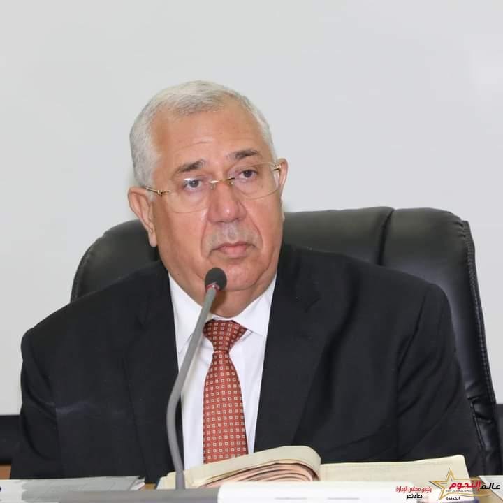 وزير الزراعة يلتقي بشباب الباحثين ويستعرض معهم أولوية المرحلة القادمة 2 وزير الزراعة يلتقي بشباب الباحثين ويستعرض معهم أولوية المرحلة القادمة