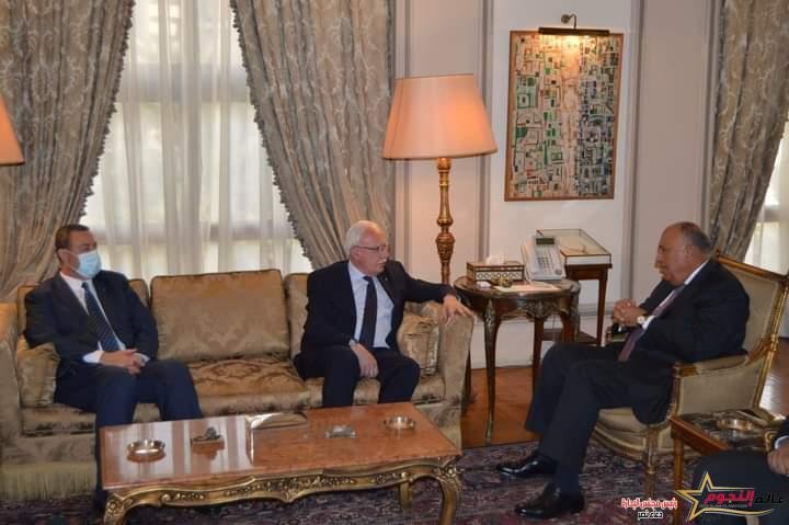 شكري يستقبل نظيره الفلسطيني رياض المالكي 2 شكري يستقبل نظيره الفلسطيني رياض المالكي