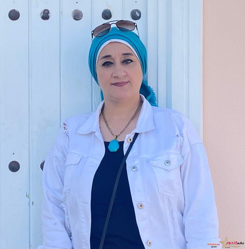 السيرة الذاتية لـ الأستاذة " سالي حلمي" خبيرة العلاقات الأسرية