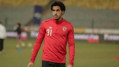مصطفي شوبير يتعرض لالتواء في ركبة القدم اليسرى أثناء المران اليوم