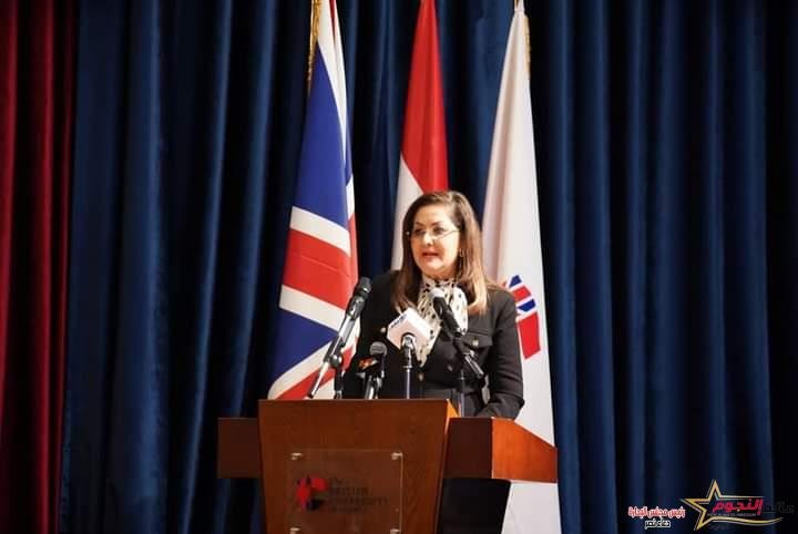 السعيد تشارك بحفل تنصيب د.مجدي يعقوب كأول رئيس شرفي للجامعة البريطانية بمصر