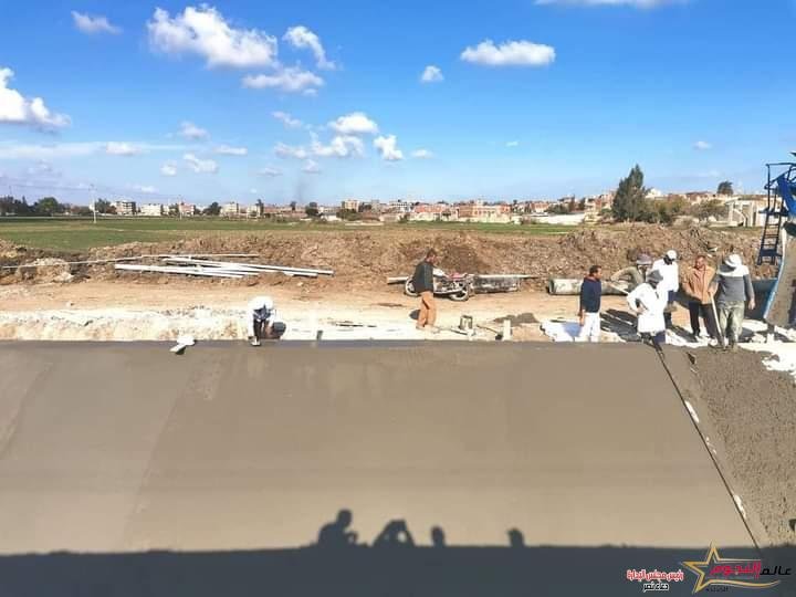 محافظ الشرقية يُتابع أعمال التأهيل والتبطين الجارية بترعتي سعود وصان السماعنه بمركز الحسينية 5 محافظ الشرقية يُتابع أعمال التأهيل والتبطين الجارية بترعتي سعود وصان السماعنه بمركز الحسينية