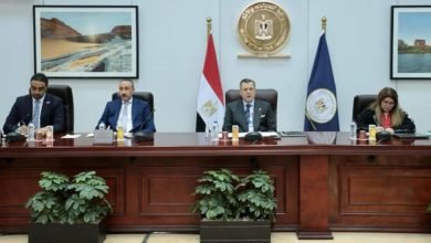 وزير السياحة يجتمع مع ممثلي اللجنة النقابية للعاملين بالهيئة المصرية العامة للتنشيط السياحي