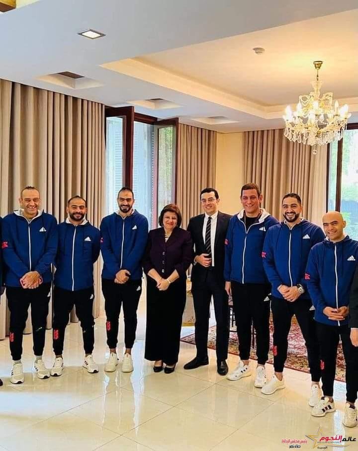 السيرك القومي يحصد الميدالية الفضية في مهرجان هانوي الدولي بفيتنام