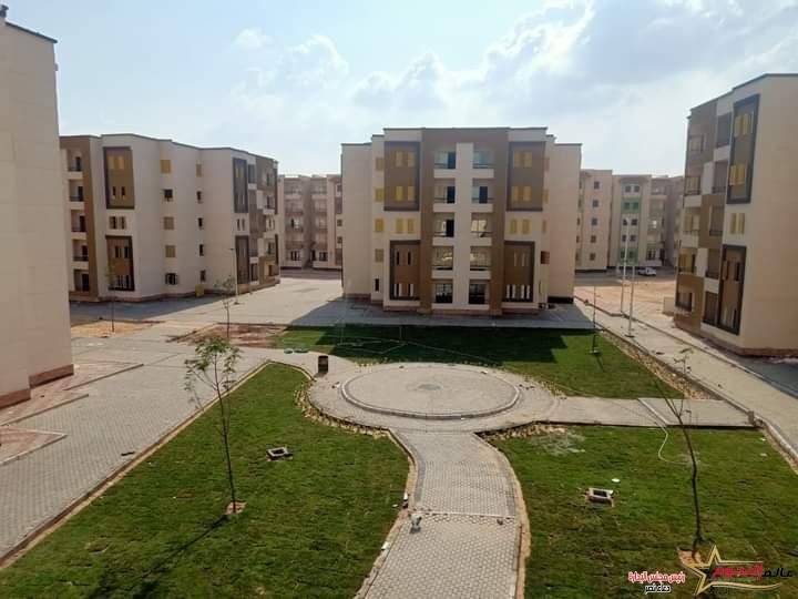 وزير الإسكان يتابع سير العمل بعددٍ من المشروعات الجارية بمدينة العاشر من رمضان