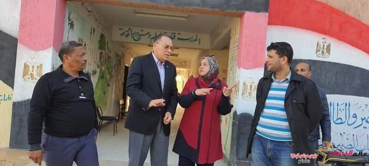 محافظ الشرقية يُفاجئ مدرسة معهد ضباط الصف للتعليم الأساسي بأبو حماد 2 محافظ الشرقية يُفاجئ مدرسة معهد ضباط الصف للتعليم الأساسي بأبو حماد