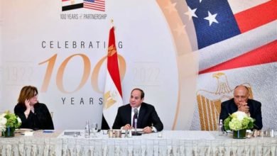 السيسي يشارك في مأدبة العشاء التي أقامتها غرفة التجارة الأمريكية على شرف سيادته