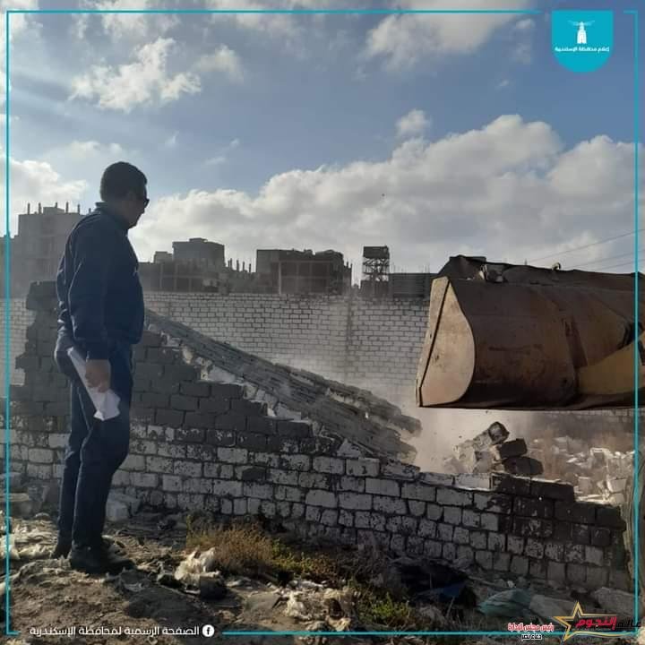 محافظ الإسكندرية يشدد على رؤساء الأحياء بمواصلة إزالة التعديات على الأراضي الزراعية