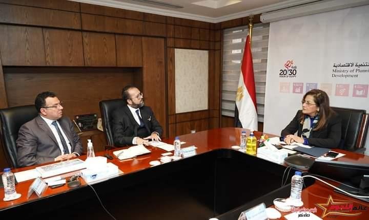 وزيرة التخطيط والتنمية الاقتصادية ورئيس مجلس إدارة صندوق مصر السيادي تبحث سبل التعاون مع شركة ليوني مصر 1 وزيرة التخطيط والتنمية الاقتصادية ورئيس مجلس إدارة صندوق مصر السيادي تبحث سبل التعاون مع شركة ليوني مصر