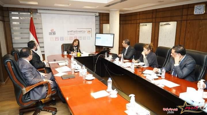 وزيرة التخطيط والتنمية الاقتصادية ورئيس مجلس إدارة صندوق مصر السيادي تبحث سبل التعاون مع شركة ليوني مصر 2 وزيرة التخطيط والتنمية الاقتصادية ورئيس مجلس إدارة صندوق مصر السيادي تبحث سبل التعاون مع شركة ليوني مصر