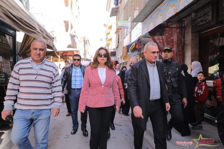 محافظ دمياط ورئيس صندوق التنمية الحضرية يتفقدان سوق السمك بعزبة البرج