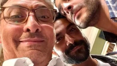 مصطفى منصور يشارك بصورة سيلفي من "بيت فرح"