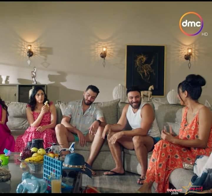 شريف بديع يشارك جمهوره بصور من "العيلة دي" 1 شريف بديع يشارك جمهوره بصور من "العيلة دي"