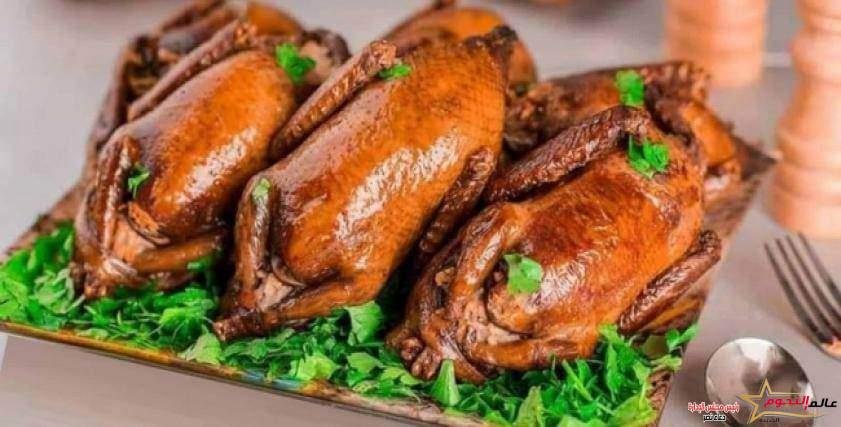 حمام محشى بالجمبري ... مقدم من الشيف: ملك البحيري 2 حمام محشى بالجمبري ... مقدم من الشيف: ملك البحيري