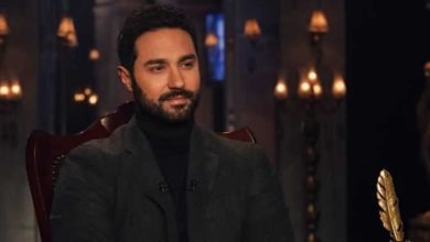 "كدة العمره باظت" بسبب موقف كريم فهمي يسأل جمهوره