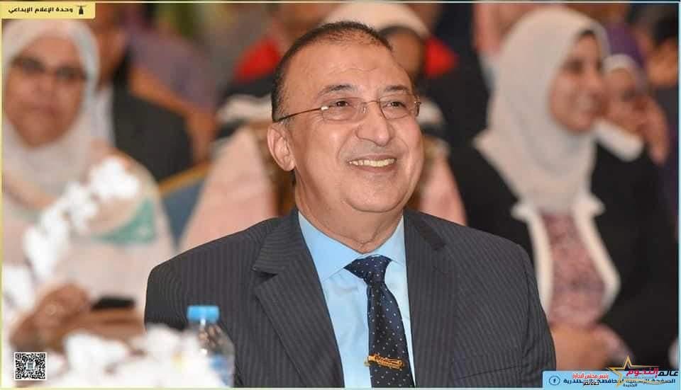 محافظ الاسكندرية يهنئ الشعب السكندري بالعام الجديد 2023