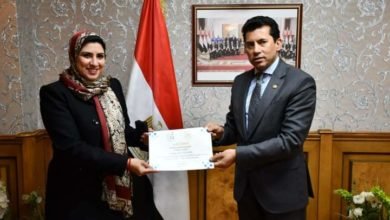 وزير الشباب والرياضة يكرم الإدارة العامة للمراجعة الداخلية والحوكمة بالوزارة