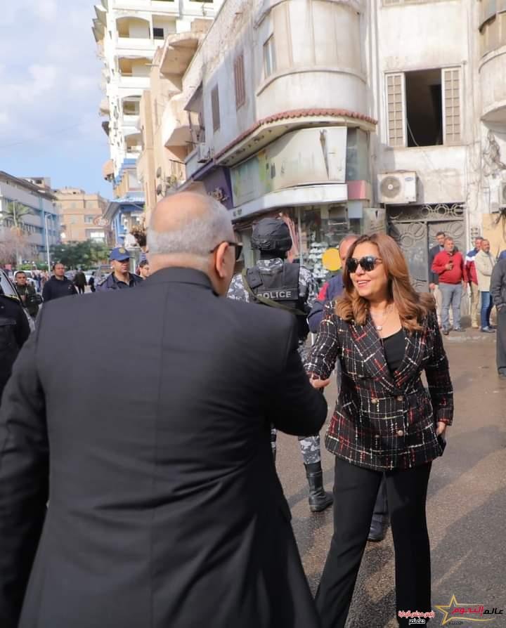 محافظ دمياط تقدم التهانى بمناسبة عيد الميلاد المجيد 2 محافظ دمياط تقدم التهانى بمناسبة عيد الميلاد المجيد